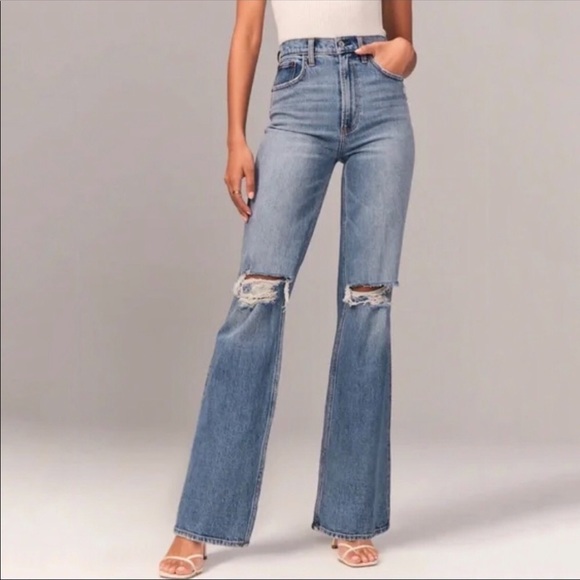 Abercrombie & Fitch Denim - ABERCROMBIE 90s Relaxed Jean Ripped Blue size 27